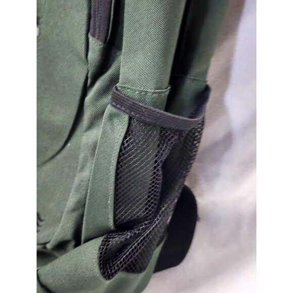 Alaska Green Canvas Backpack 2 Zipper. - Picture 14 of 15